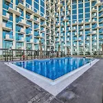 Lovely Studio With Cozy Balcony And Outdoor Pool
