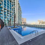Lovely Studio With Cozy Balcony And Outdoor Pool
